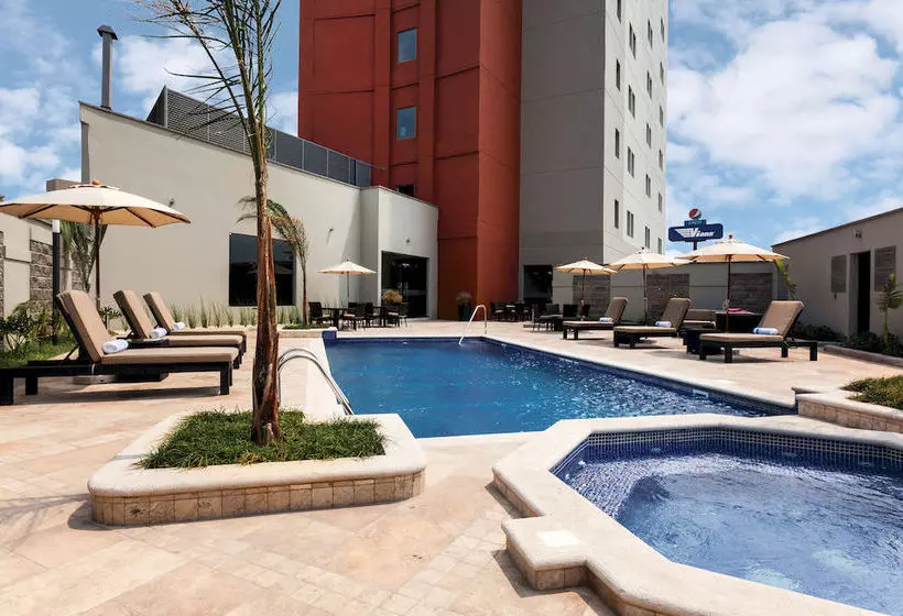 فندق La Quinta By Wyndham Tegucigalpa