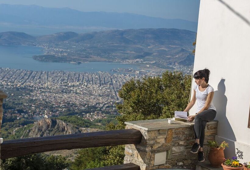 Melanthi Traditional