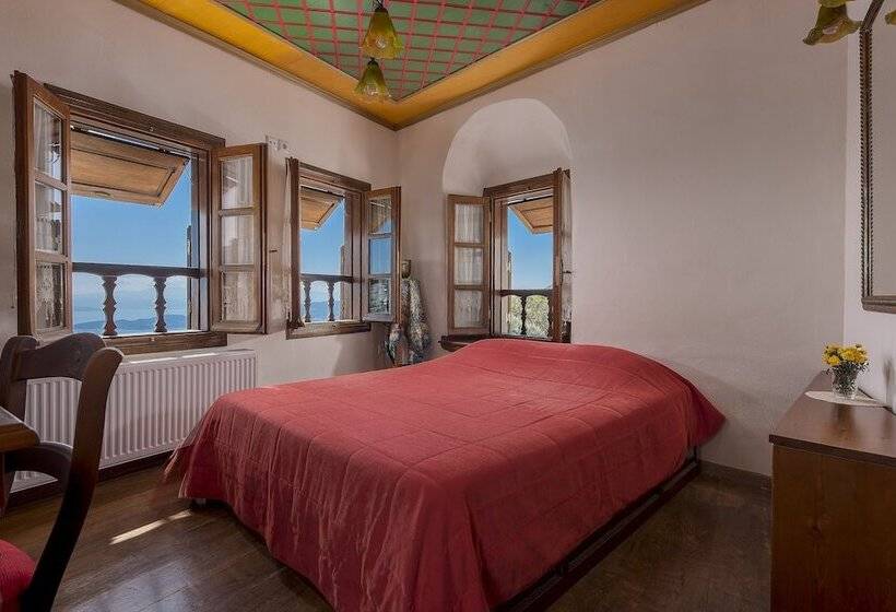 Melanthi Traditional