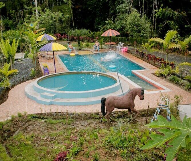 Pensionat Hostería D Carlos