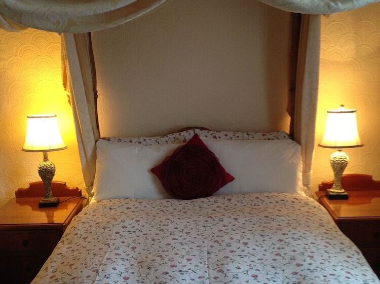 ペンション Shrewsbury Lodge