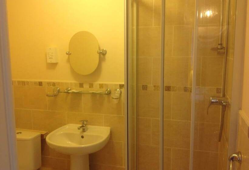 ペンション Shrewsbury Lodge