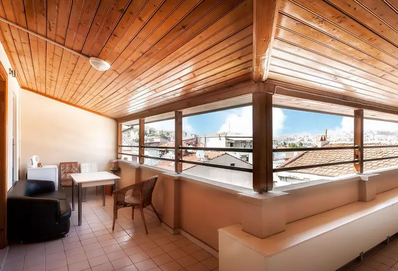 ペンション Educa Suites