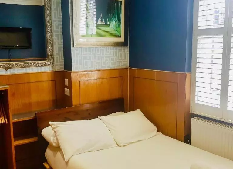 The Melville Hotel By Rokxy  Kings Cross