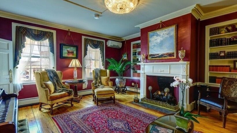 مبيت وإفطار Inn By The Bandstand