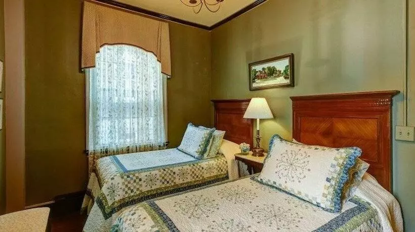 צימר Inn By The Bandstand