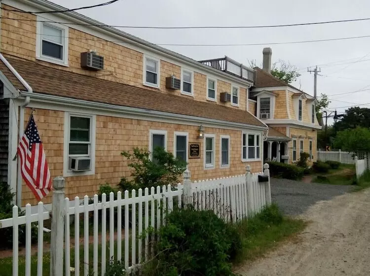 住宿加早餐 Sea Breeze Inn Beach Rentals