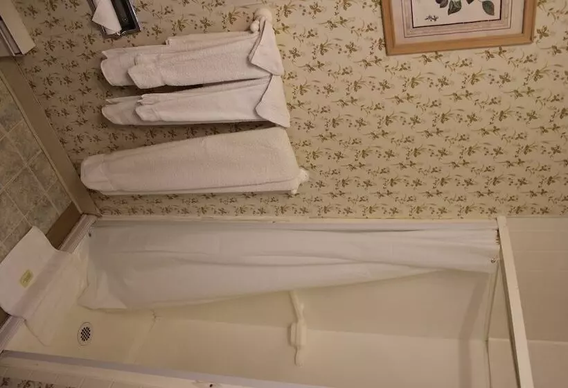 住宿加早餐 Sea Breeze Inn Beach Rentals