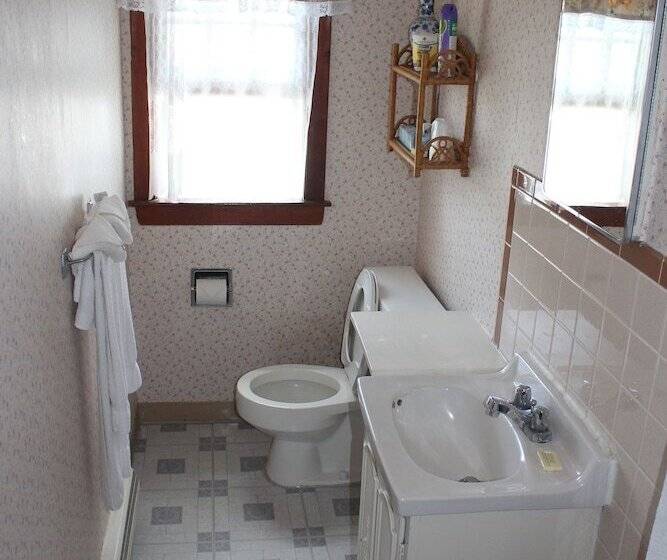 住宿加早餐  Sea Breeze Inn Beach Rentals