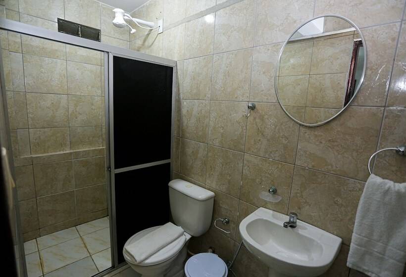 مسافرخانه Pousada Radiante