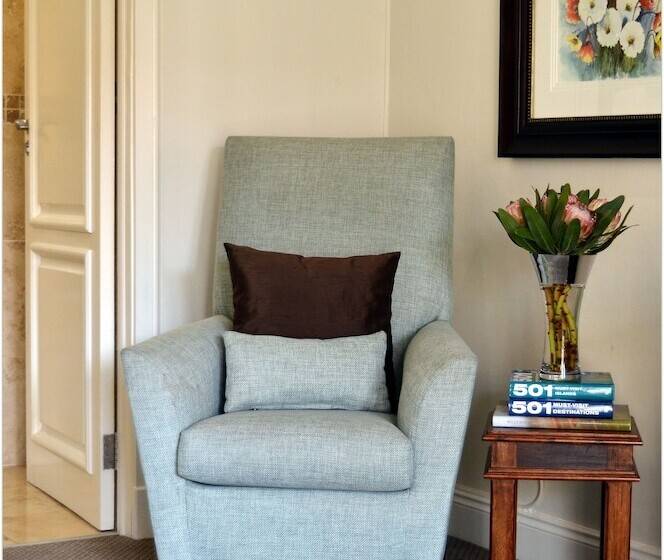 ホテル 131 On Herbert Baker Boutique