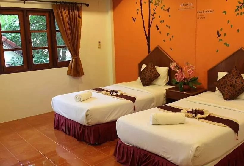 Hotel Baan Suan Sook Resort