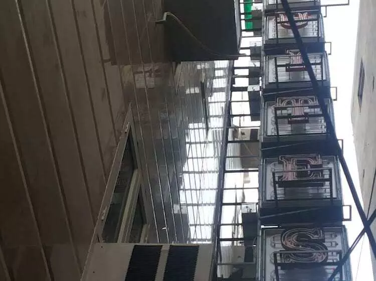 בית מלון כפרי D Suites Dxr