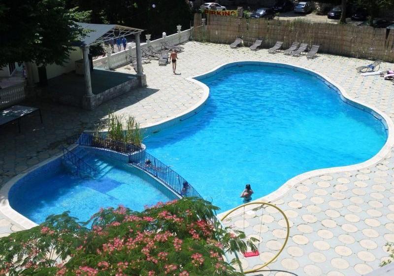 בית מלון כפרי Dana Palace Park