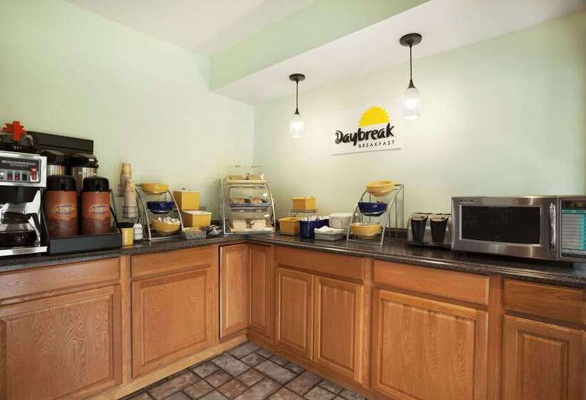 فندق Days Inn Sutton Scotney North