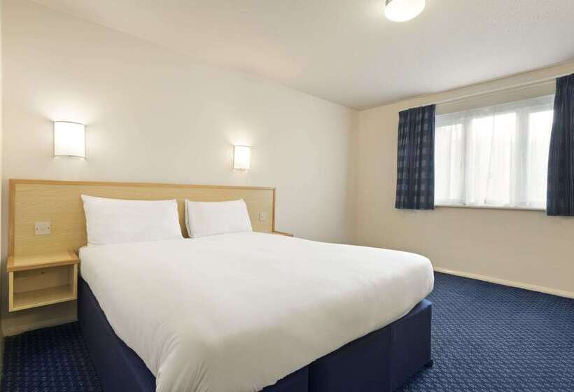 فندق Days Inn Sutton Scotney North