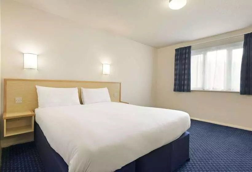 Hotel Days Inn Sutton Scotney North