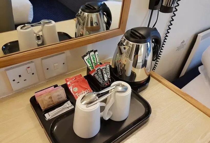 Hotel Days Inn Sutton Scotney North