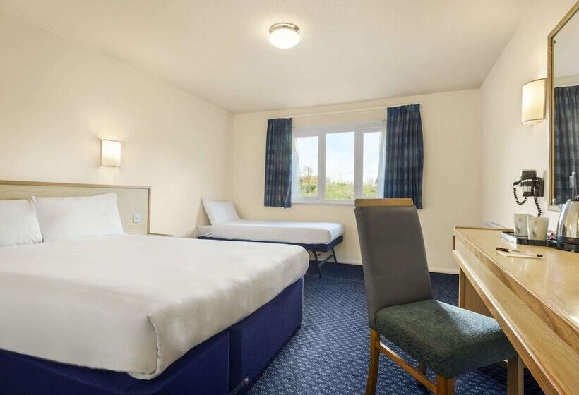 فندق Days Inn Sutton Scotney North