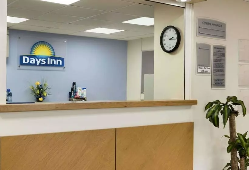 Hotel Days Inn Sutton Scotney North