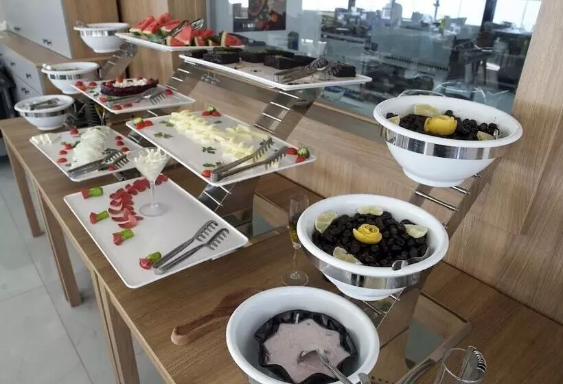 هتل Finike Marina