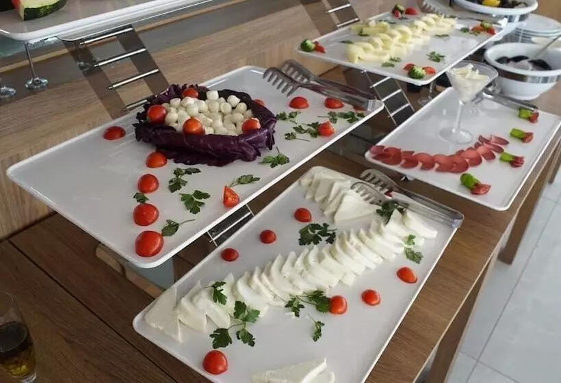 هتل Finike Marina