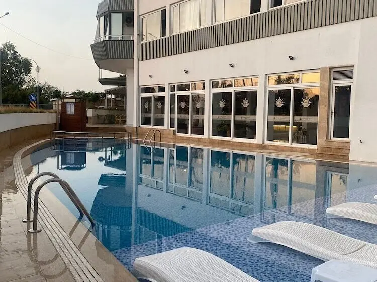 Hotelli Finike Marina