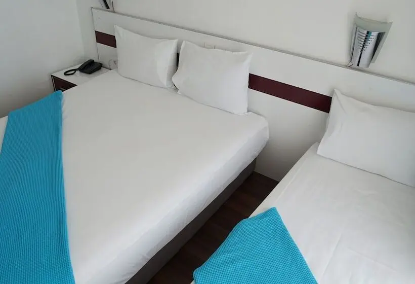 Hotelli Finike Marina