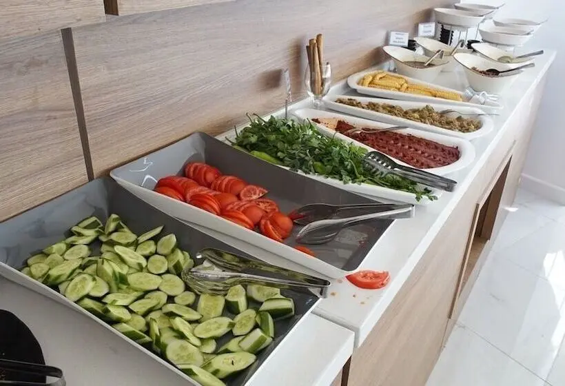 Hotelli Finike Marina