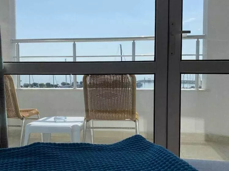 هتل Finike Marina