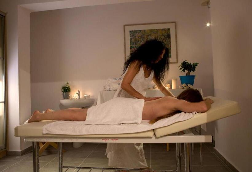 Grand Theoni Boutique Hotel & Spa