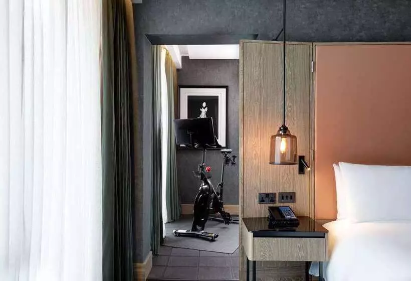 ホテル Hilton London Bankside