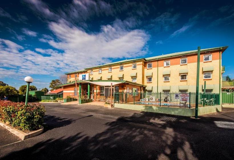 호텔 Ibis Budget Dubbo