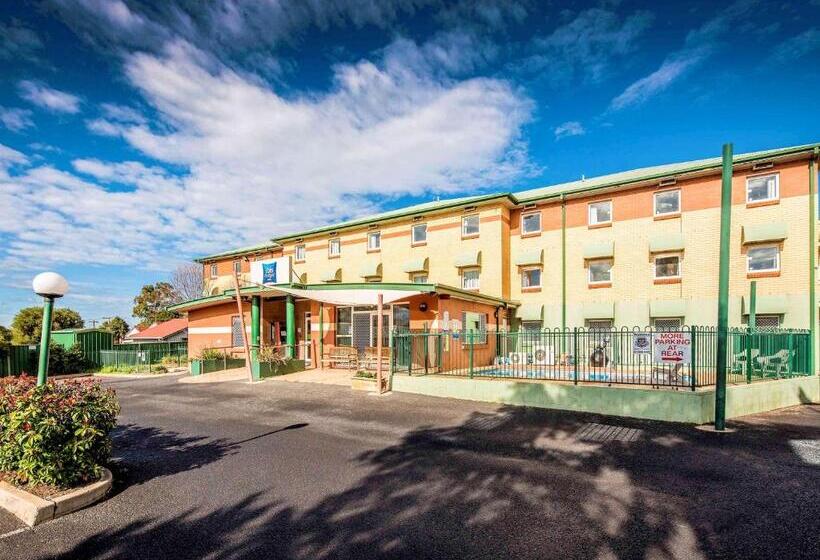 호텔 Ibis Budget Dubbo