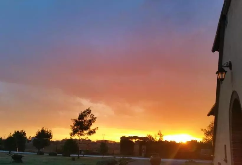 Отель Il Chiassetto Agriturismo No Kids