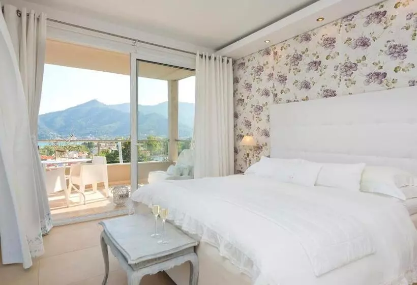 هتل Mare Monte Small Boutique