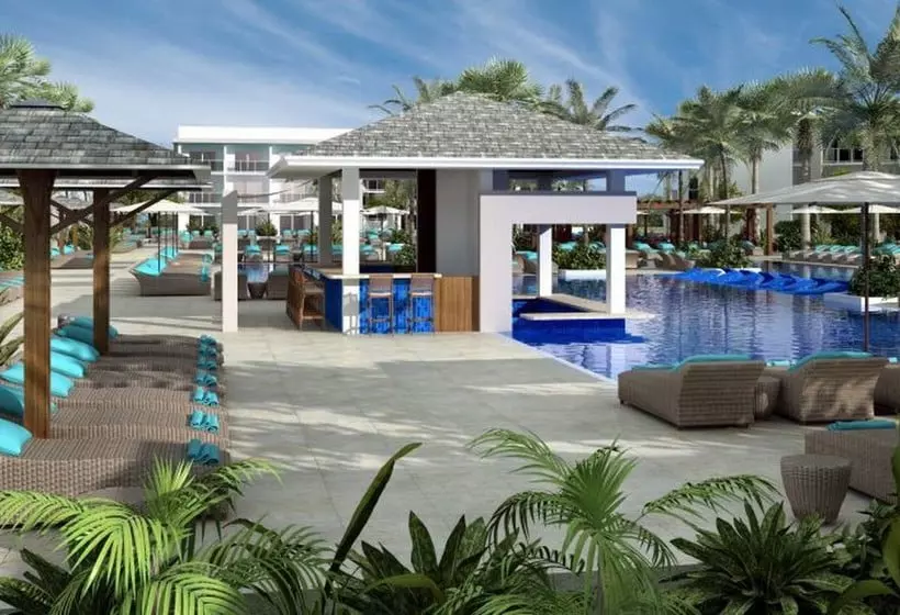 استراحتگاه ROC Casa del Mar