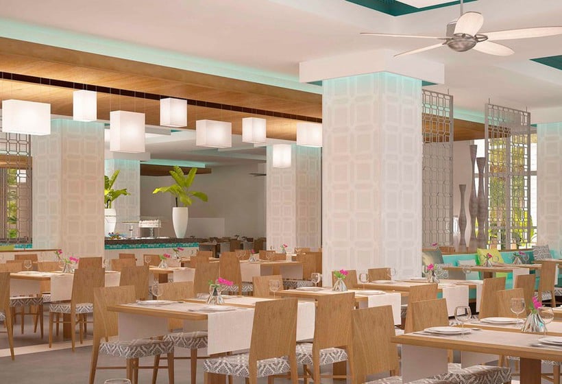 استراحتگاه ROC Casa del Mar