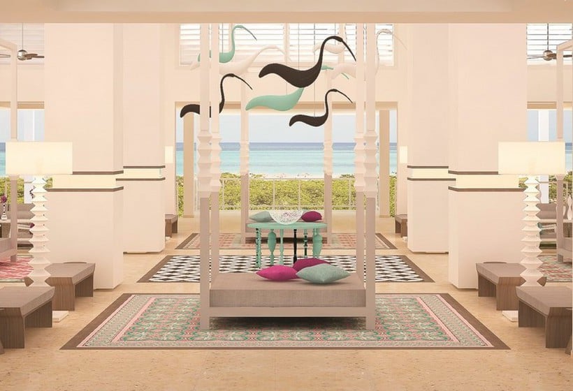 استراحتگاه ROC Casa del Mar