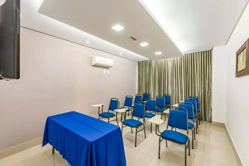 هتل Plaza Inn Breeze Aeroporto