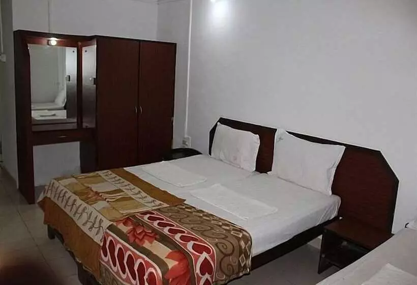 בית מלון כפרי Poonam Village Resort