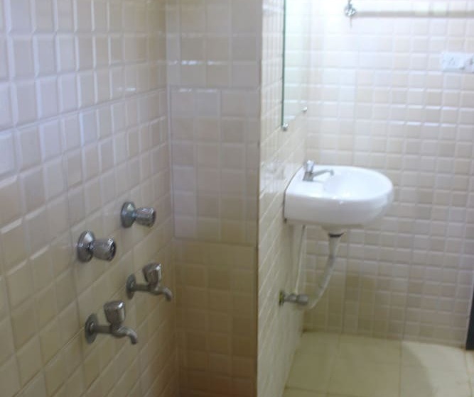 בית מלון כפרי Poonam Village Resort