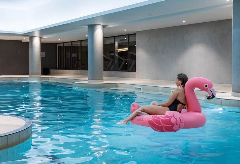 בית מלון כפרי Pullman Paris Roissy Cdg Airport