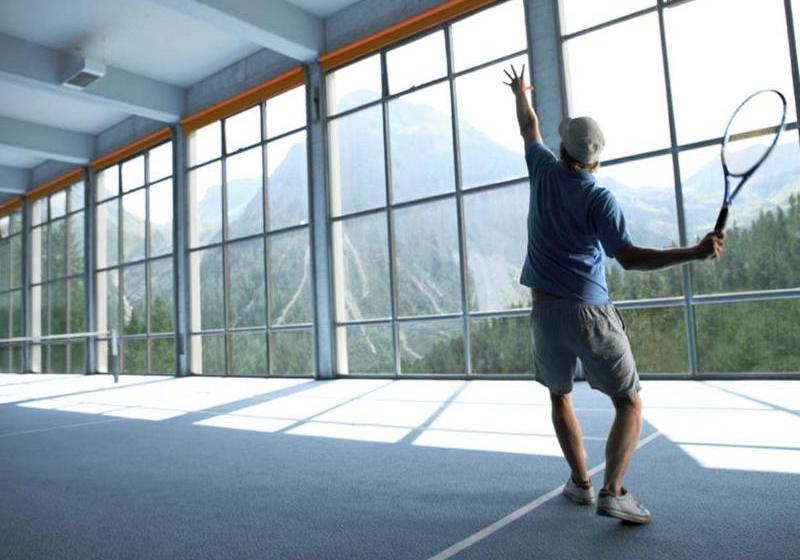 בית מלון כפרי Robinson Club Arosa