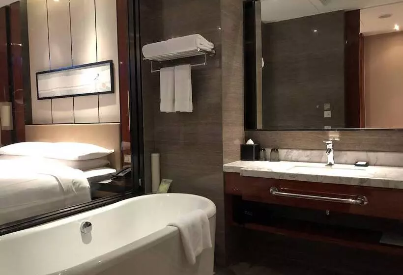 Hotelli Sheraton Langfang Chaobai River