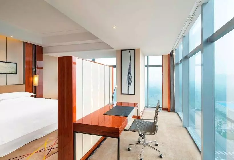 Hotelli Sheraton Langfang Chaobai River