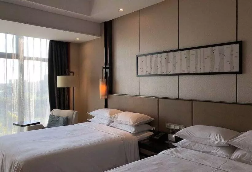 Hotelli Sheraton Langfang Chaobai River