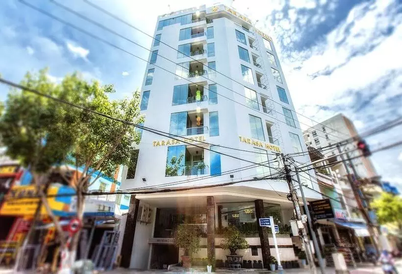 هتل Tarasa