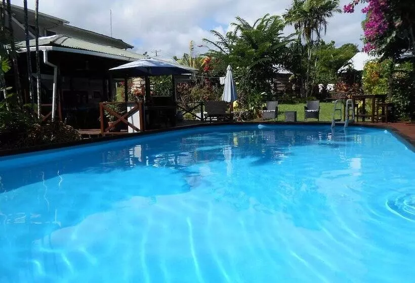 هتل The Samoan Outrigger