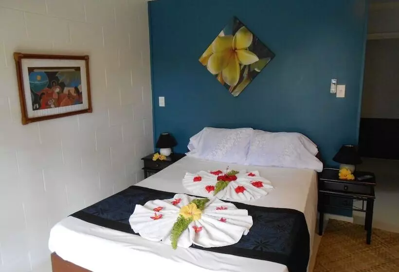 هتل The Samoan Outrigger